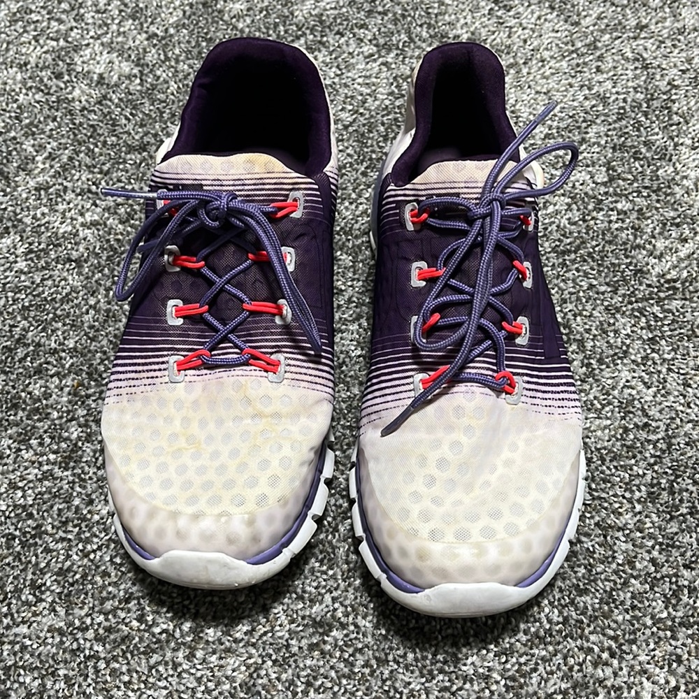 WOMENS REEBOK SHOES SIZE 7.5 Pump Fusion